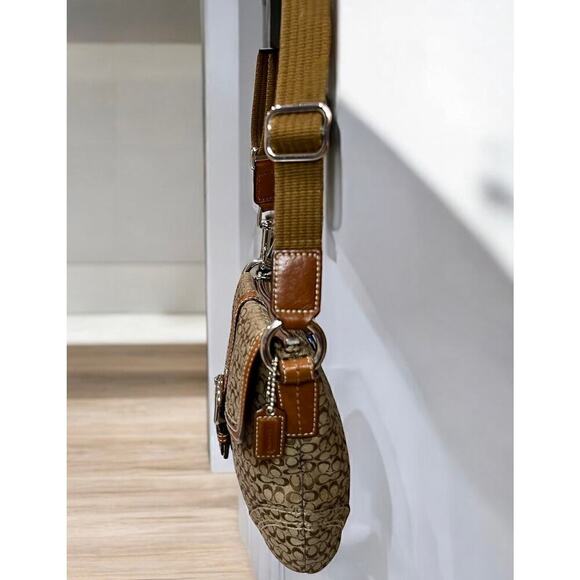 Y2K Coach Mini Signature Jacquard Convertible Bag - Picture 5 of 12